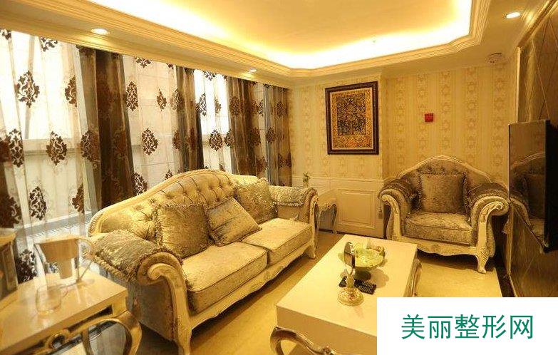 武汉忆美凯德2019鼻部整形价格表及案例展示